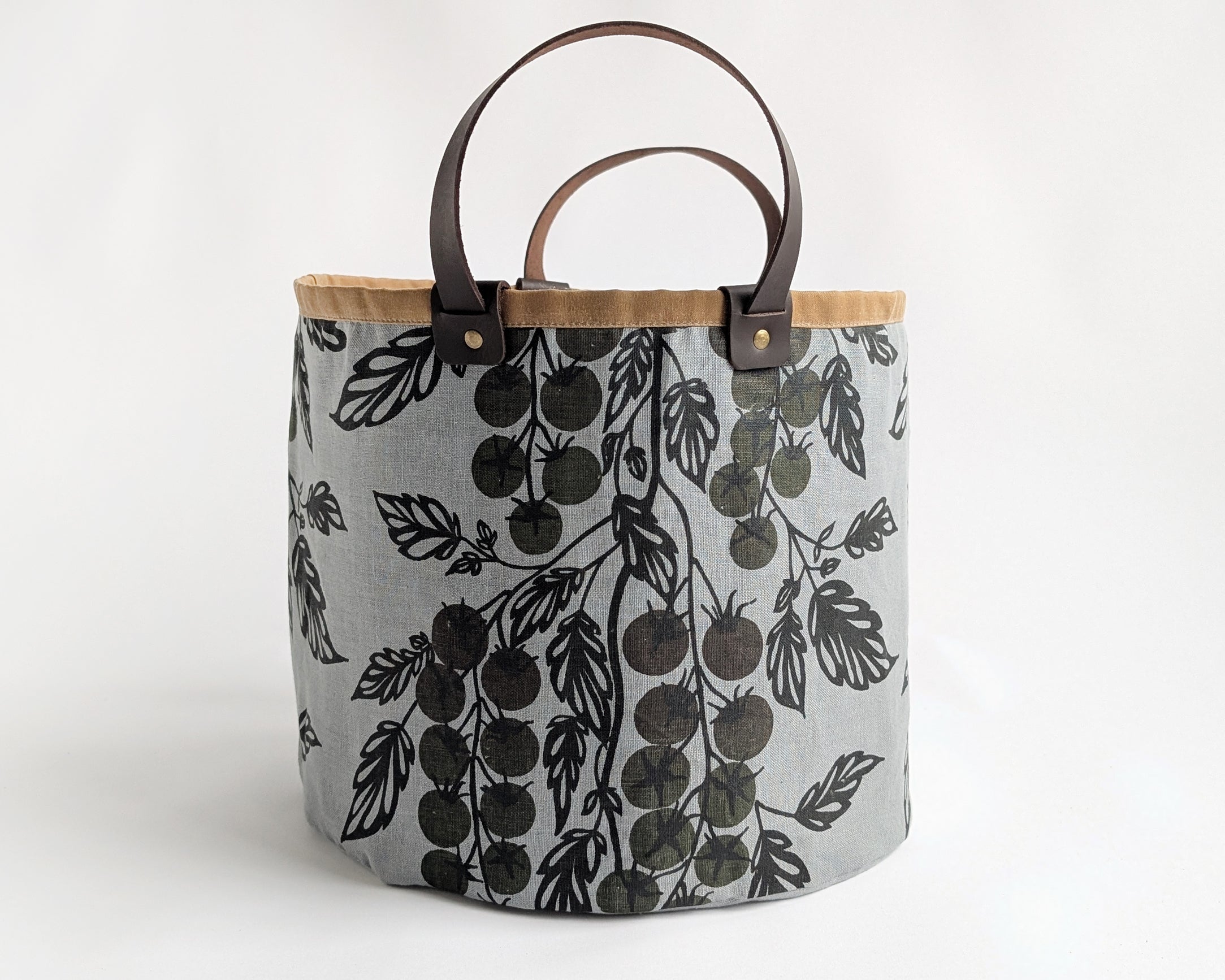 Medium Basket - Tomato Vine