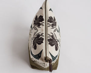 Traveler Pouch - size 2 - Garden Moon - Blue