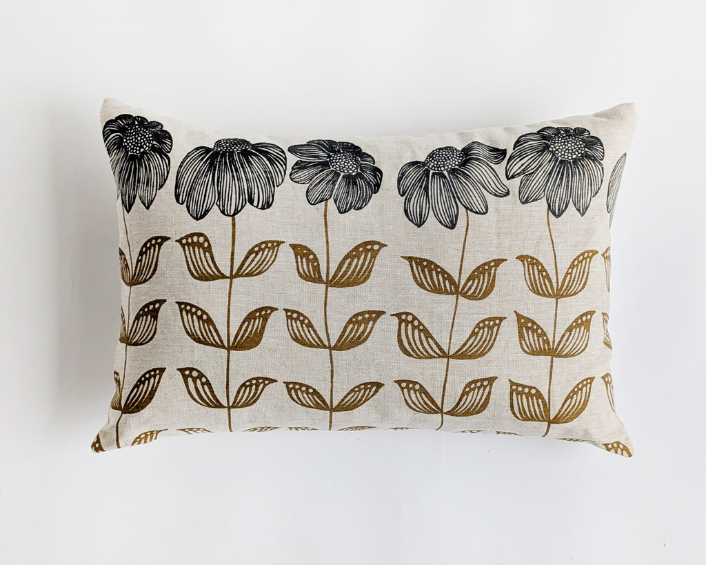 Linen Pillow Cover - Rectagular Bloom