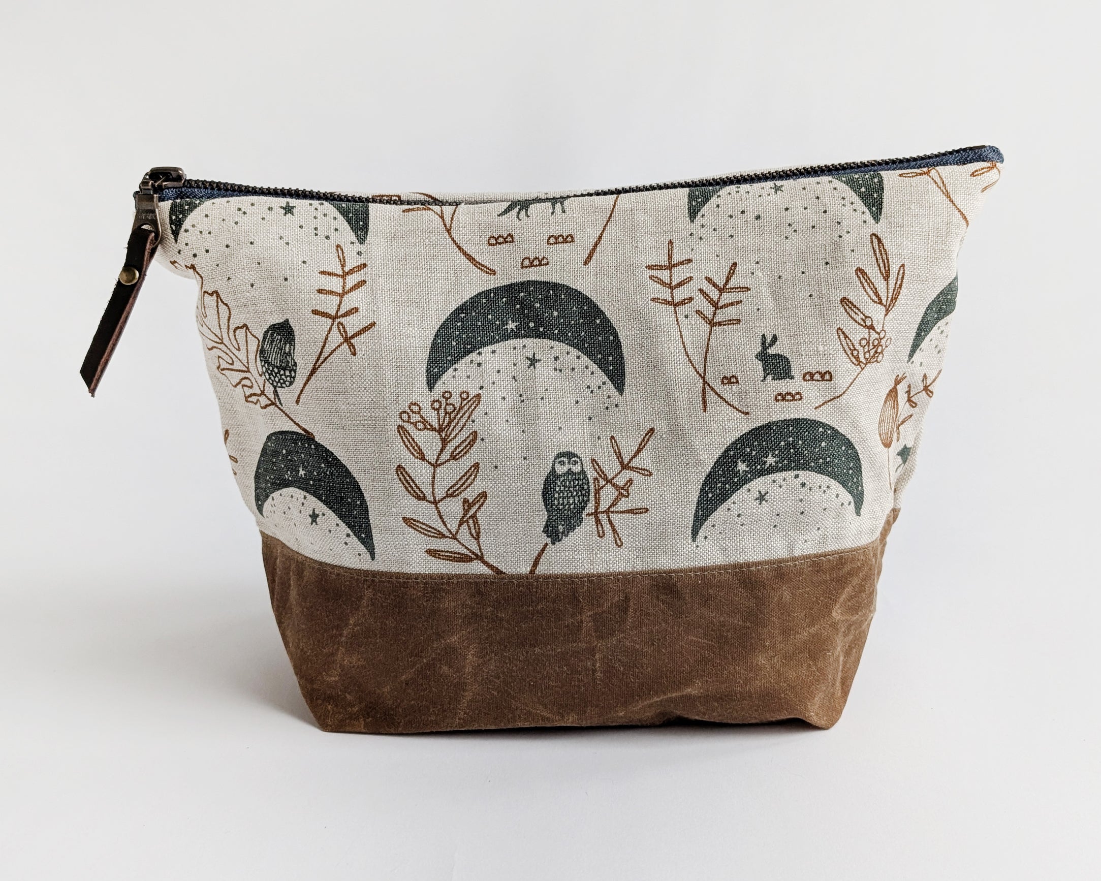 Traveler Pouch - Moons