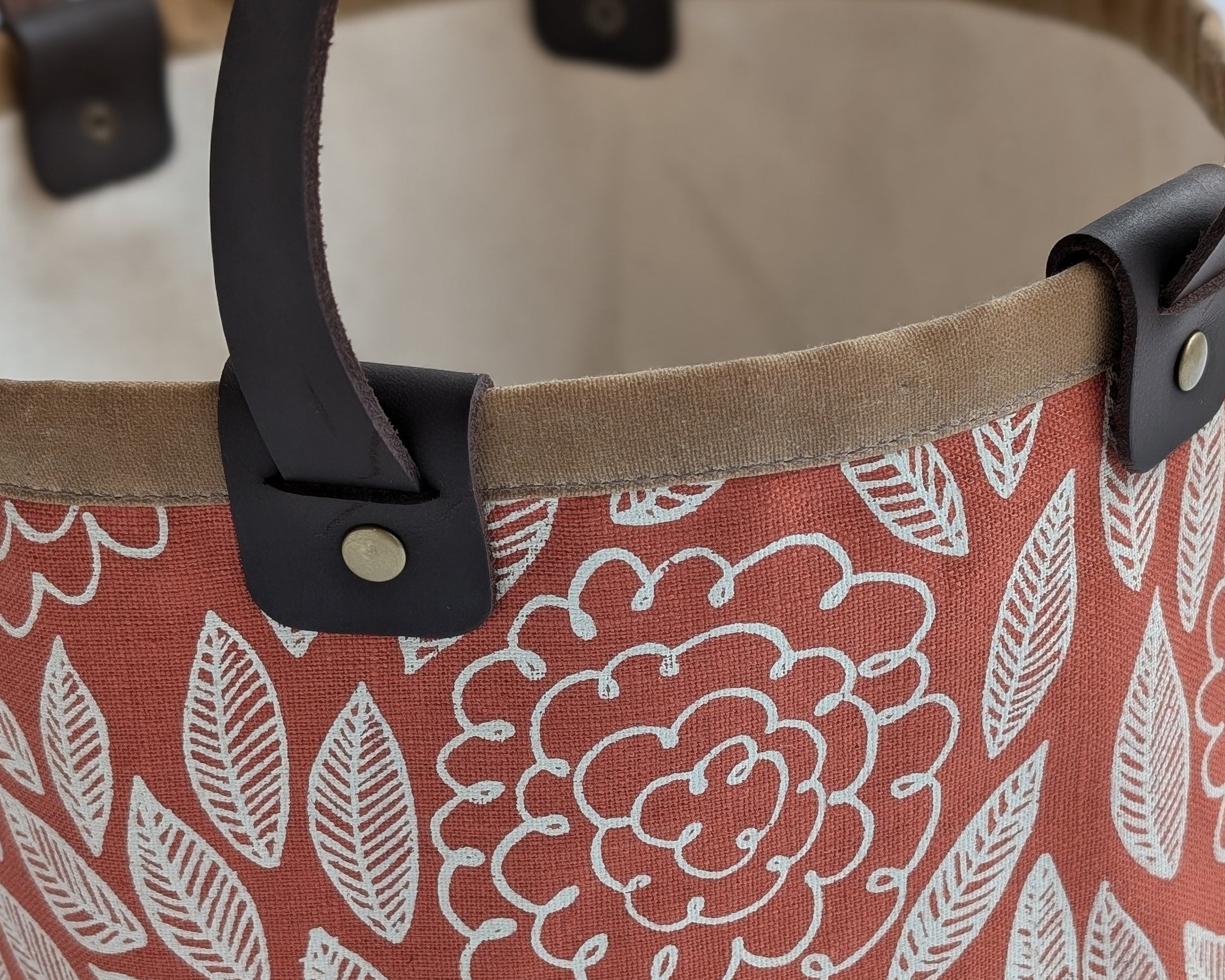 Small Basket - Flora Red