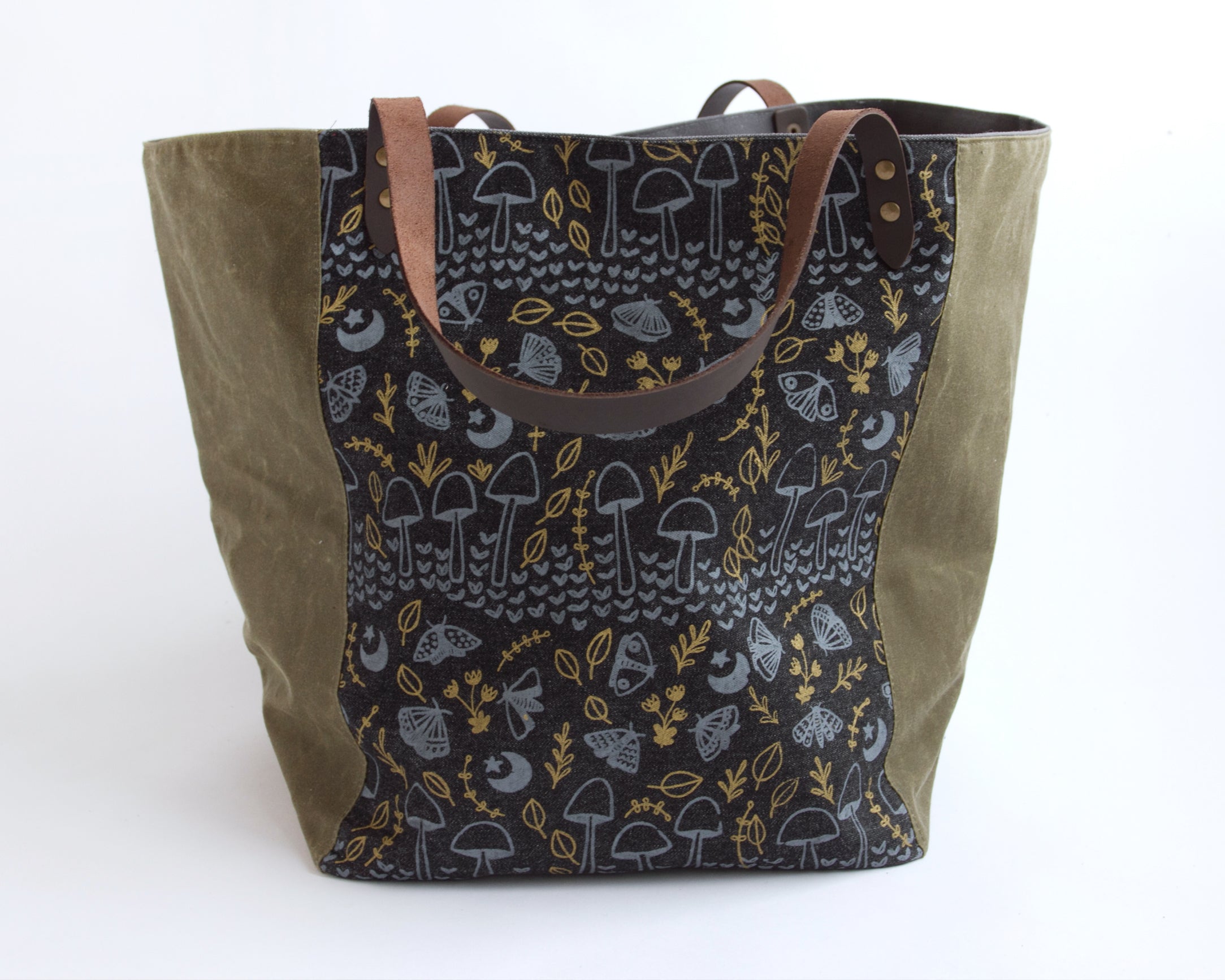 Large Tote - Mushrooms