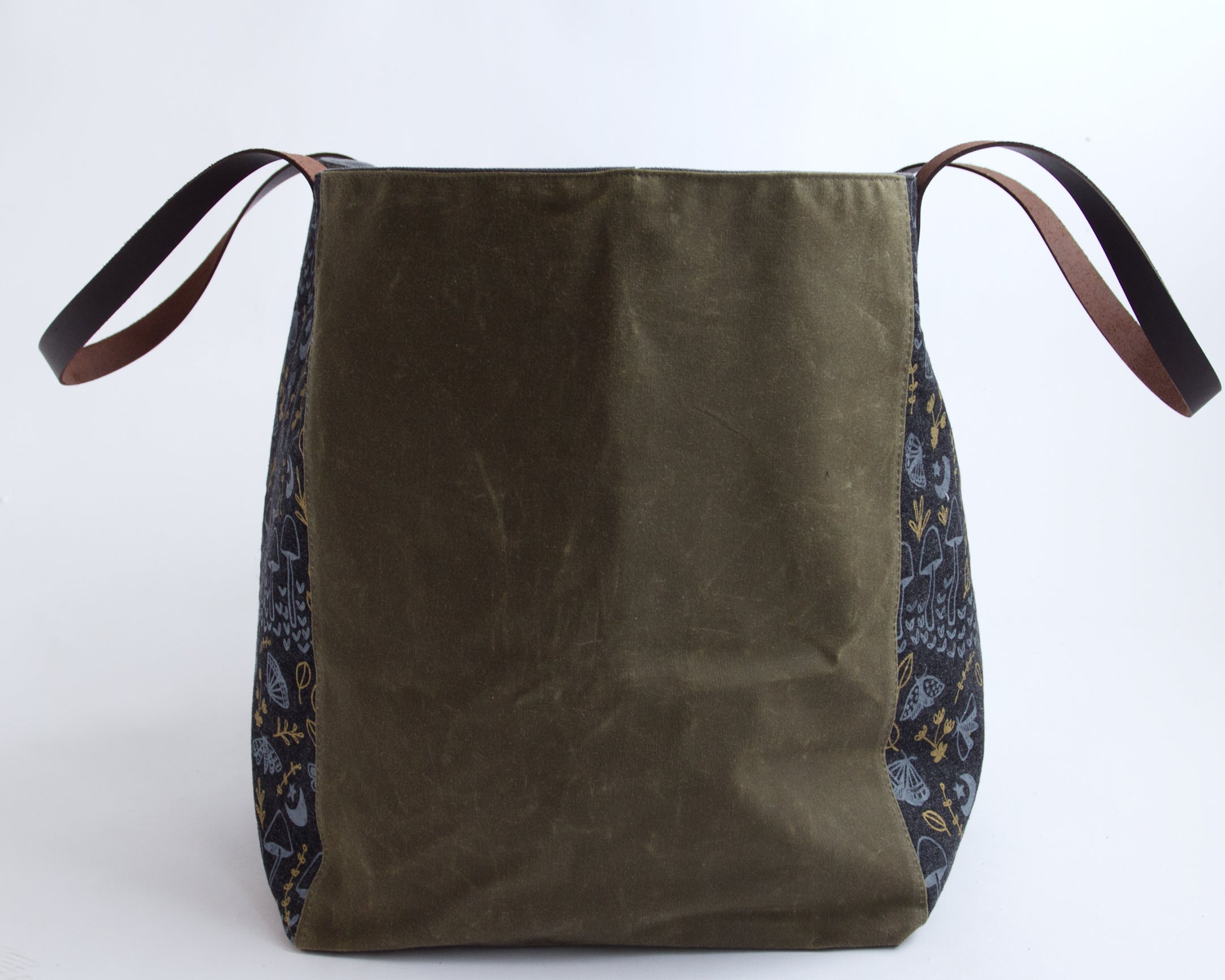 Large Tote - Mushrooms