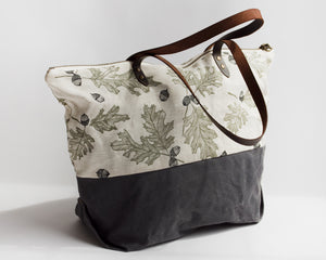 Large Zipper Tote Sample