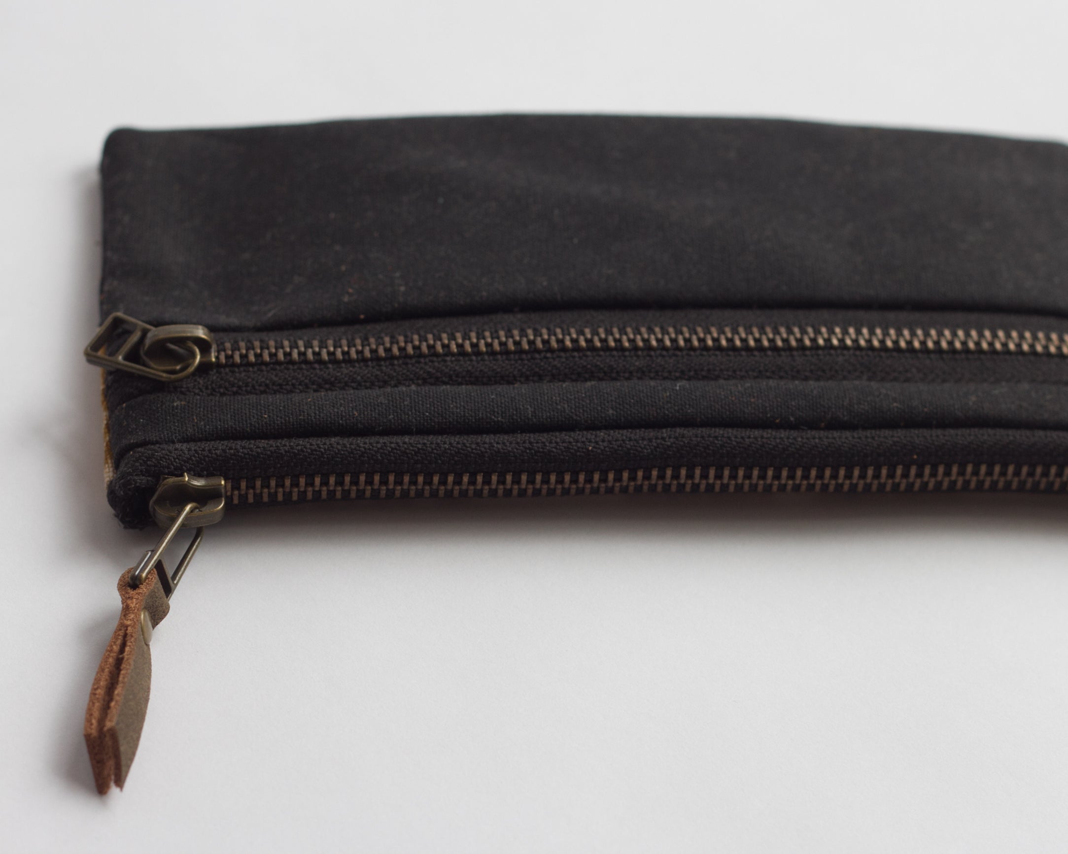 Double-Zipper Pouch - Gold Mushrooms