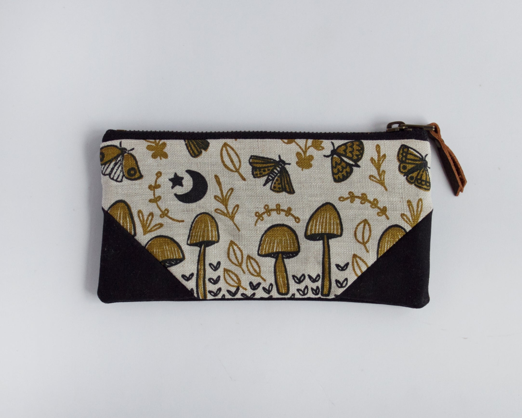 Double-Zipper Pouch - Gold Mushrooms